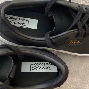 adidas Shoes - 🎱Adidas Sleek, black leather, women’s shoe 7.5 adidas Shoes - 🎱Adidas Sleek, black leather, women’s shoe 7.5
